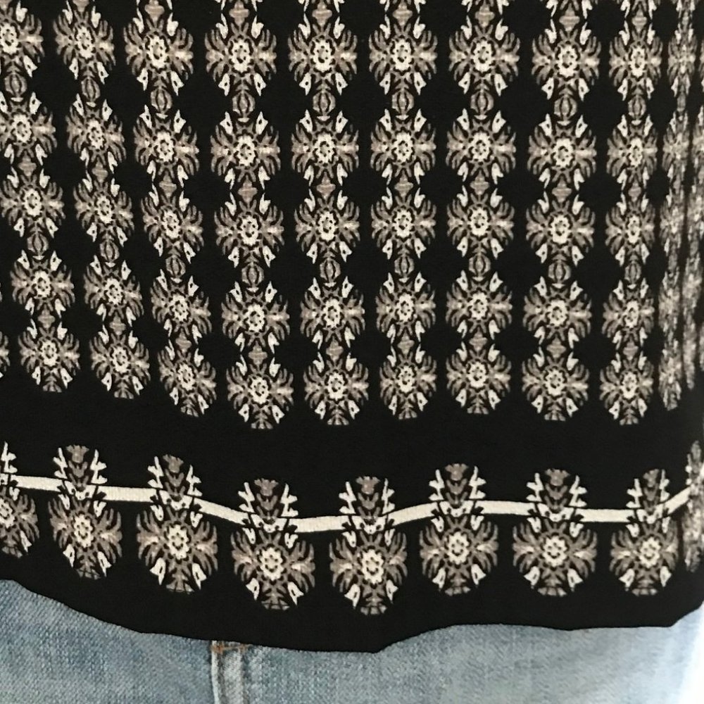 Max Studio Patterned Blouse - Picture 2 of 3